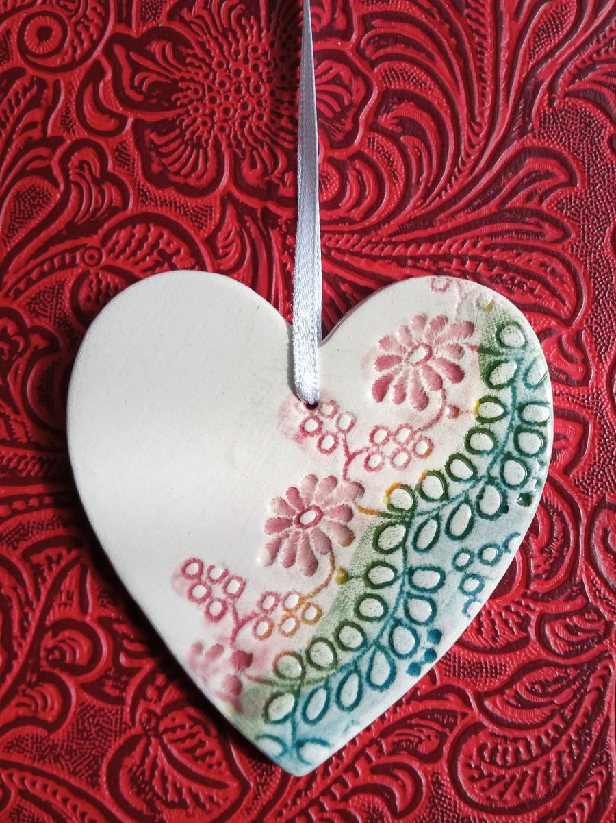 Ceramic "wildflower" heart hanging 
