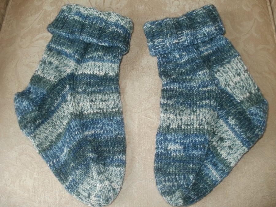 Hand knit ankle slouch socks