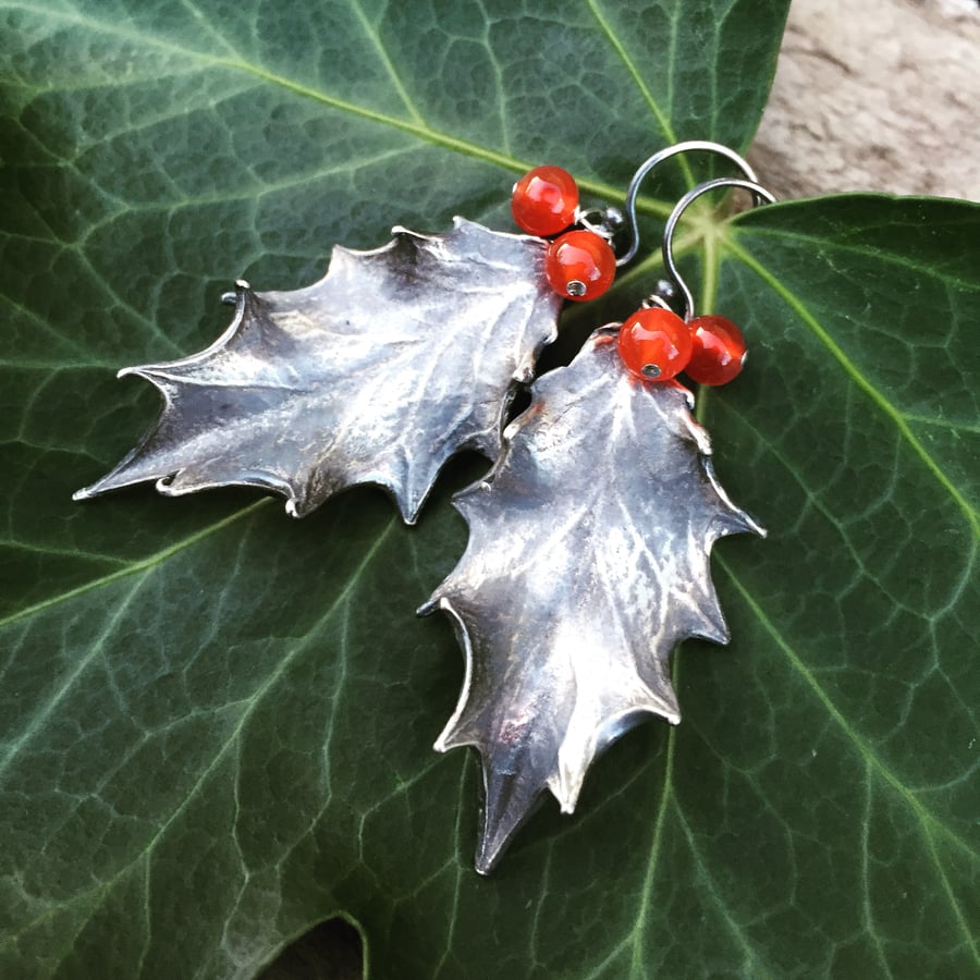 Sterling silver vintage holly earrings - beautiful gift for her