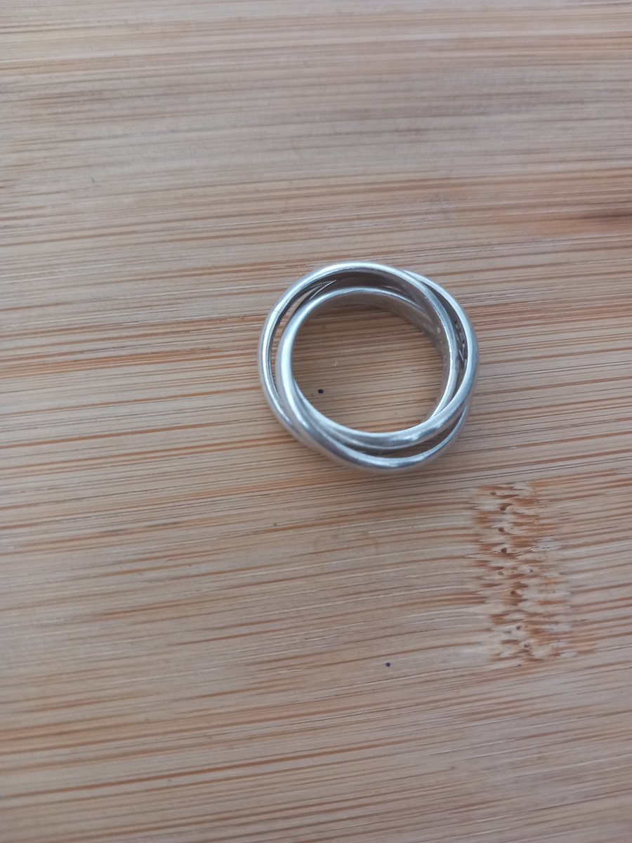 Sterling silver trinity interlocking ring