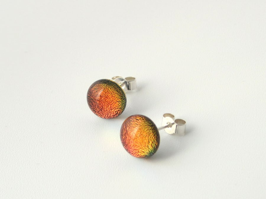 Autumn red glass stud earrings