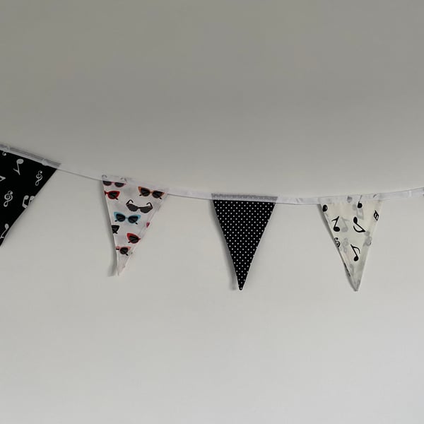 50's Musical Bunting. (001)