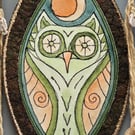 OTVM412 - Macrame Owl Totem - 70cmL x 32cmW total. Green - Natural - Orange