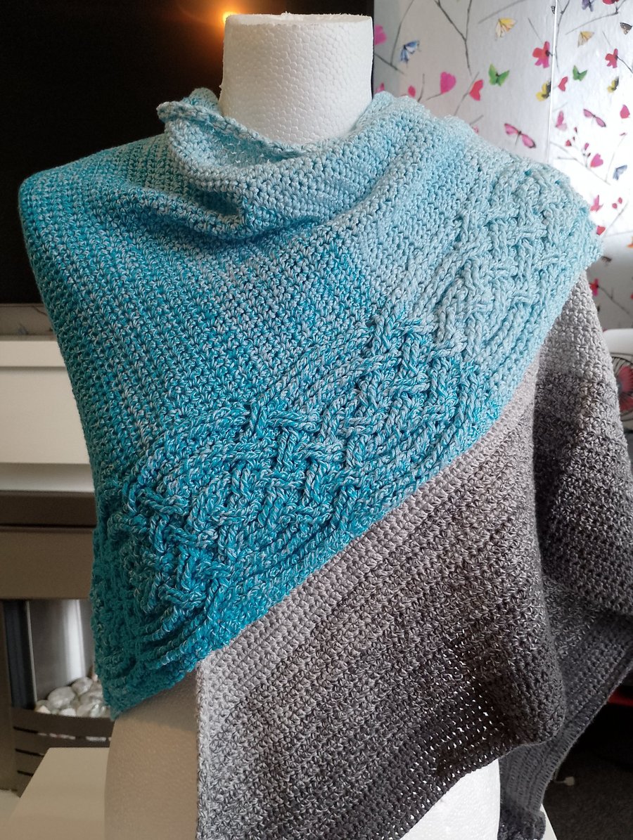Image of Celtic Dawn Shawl Designed by Noelle Stiles