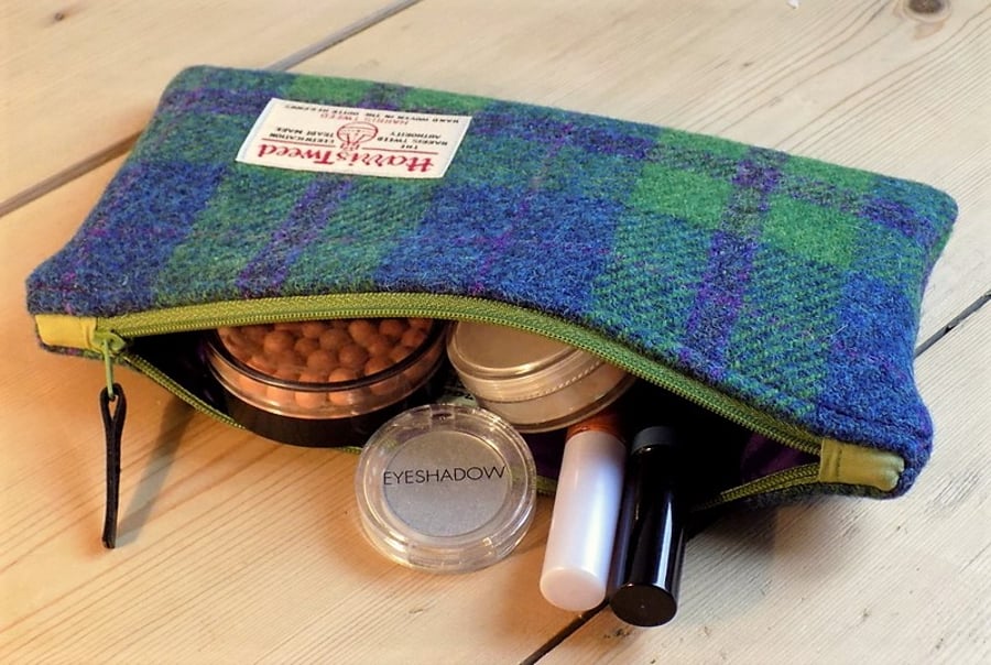 Harris Tweed clutch purse, padded pencil case, make-up bag in pea green tartan