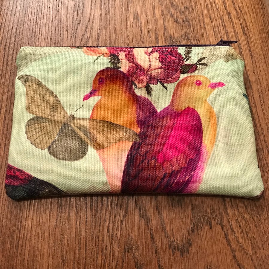 Exotic birds zip purse