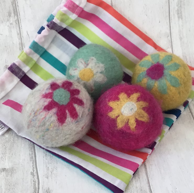 Wool Tumble Dryer Balls Daisies. Pastic free Folksy