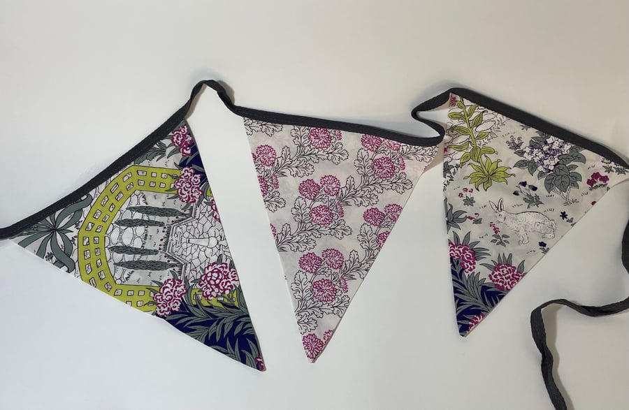 Bunting - Oriental Garden Style 3.5m - 9 Flags