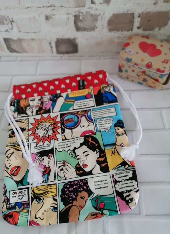 MULTI COLOURED COMIC STRIP DRAWSTRING BAG