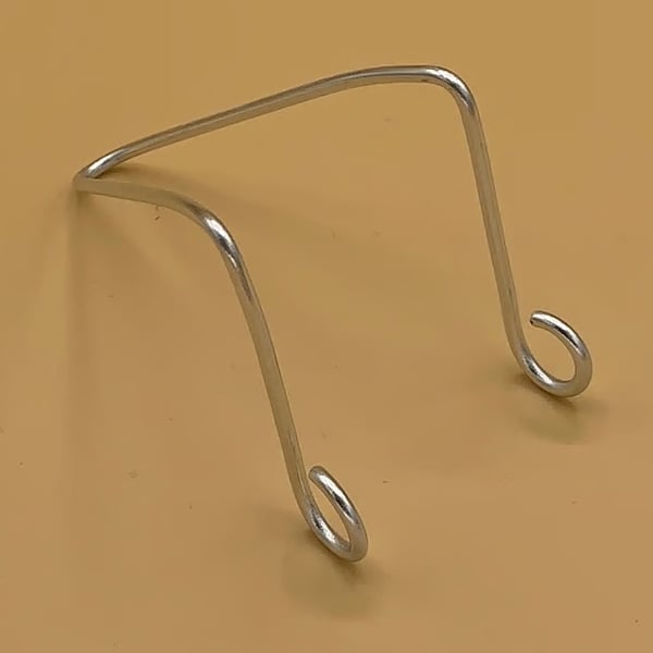 Small wire easel design card holders for place cards, photos or table numbers  