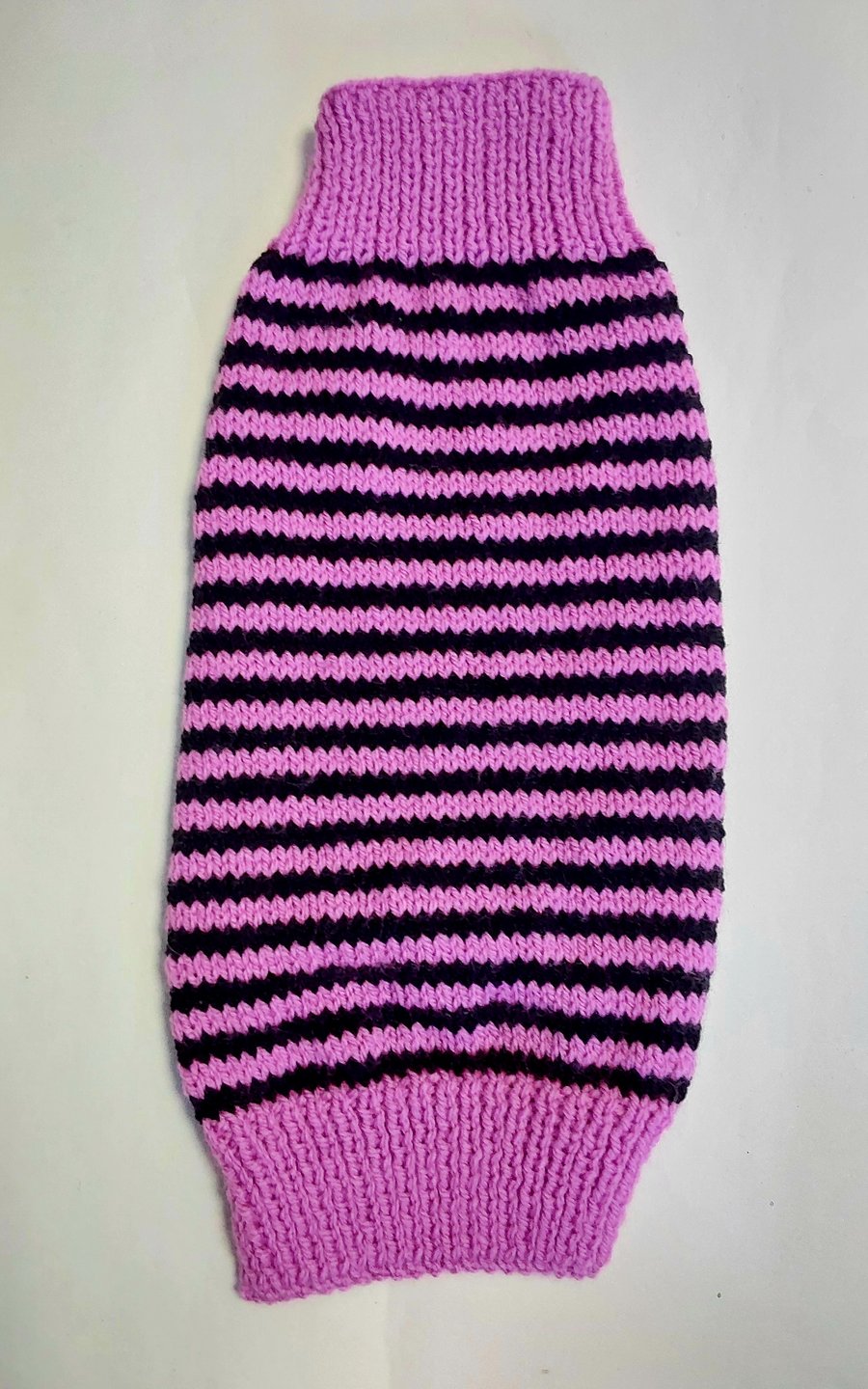 Medium dog puppy sweater jumper coat 14”L 14”G hand knit (sleeveless)