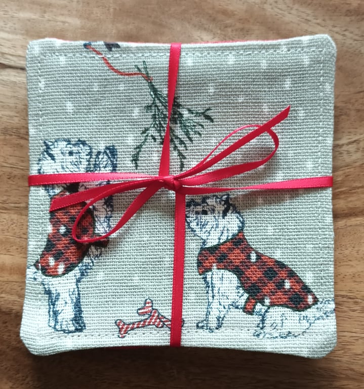 Set Of 4 Christmas Scottie Dog Coasters. Festive Fabric Drinks Mats