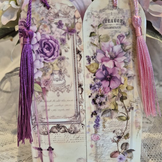 Vintage Style Floral Bookmark x 2