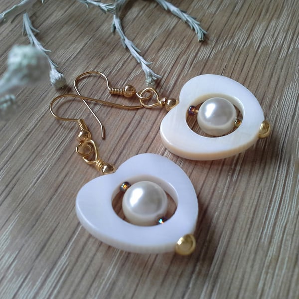 Mother of Pearl & Shell Pearl Heart Earrings Gold Plated