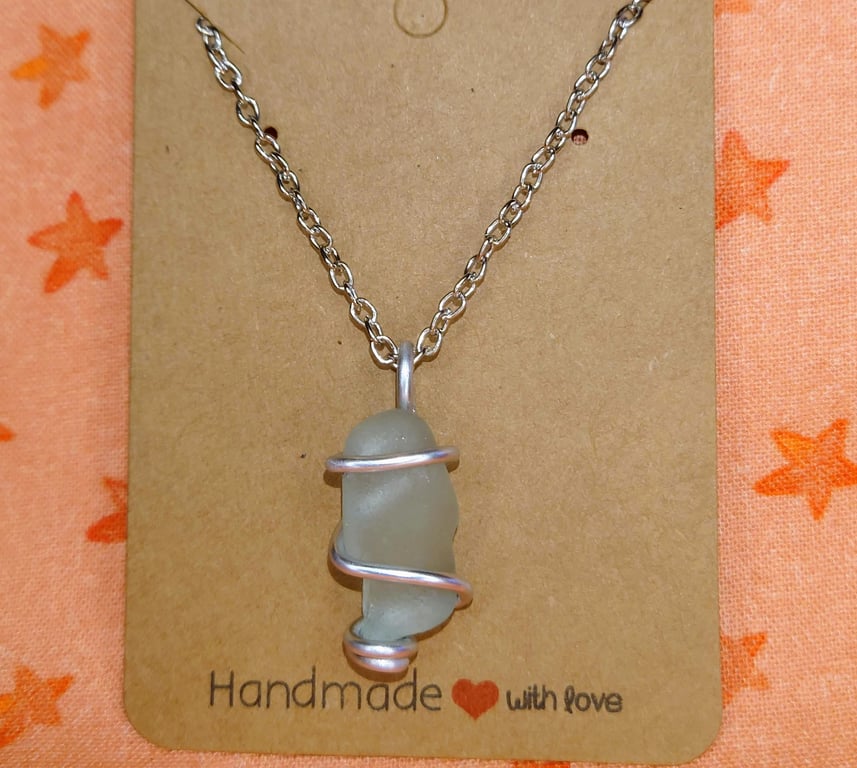 Seaglass Pendant Spiral - White & Silver