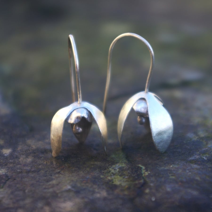 Silver Snowdrop Dangle Earrings 