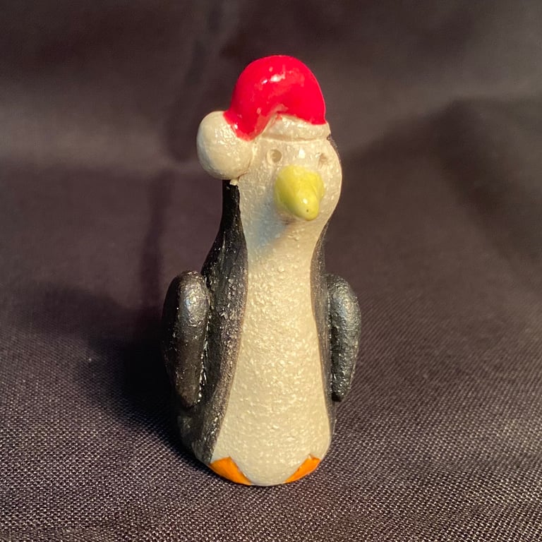 Christmas cracker penguins 