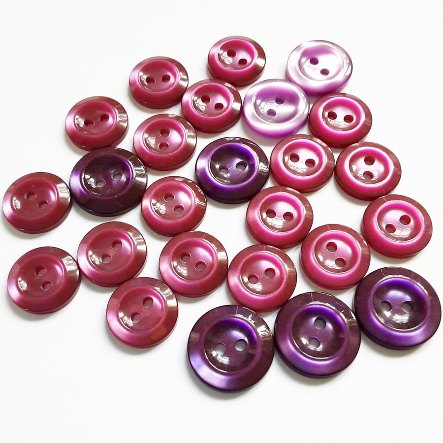Mixed Purple Buttons x 25