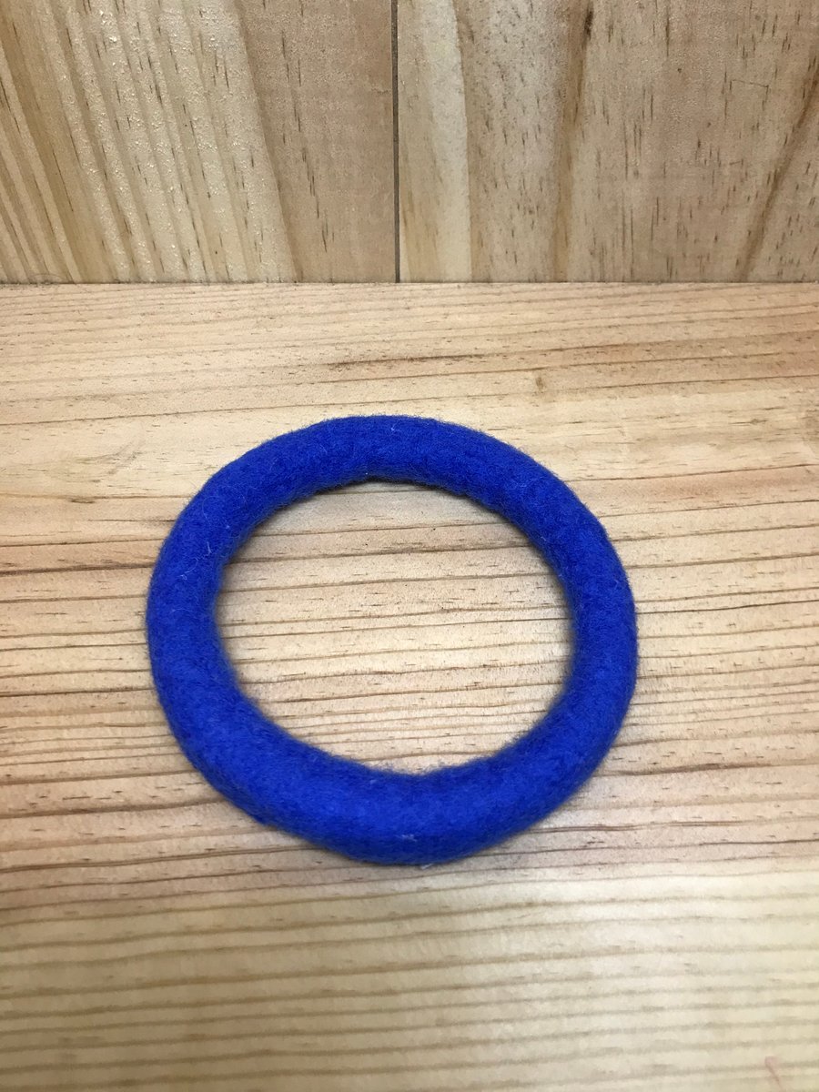 Blue Felt Bracelet. (433)