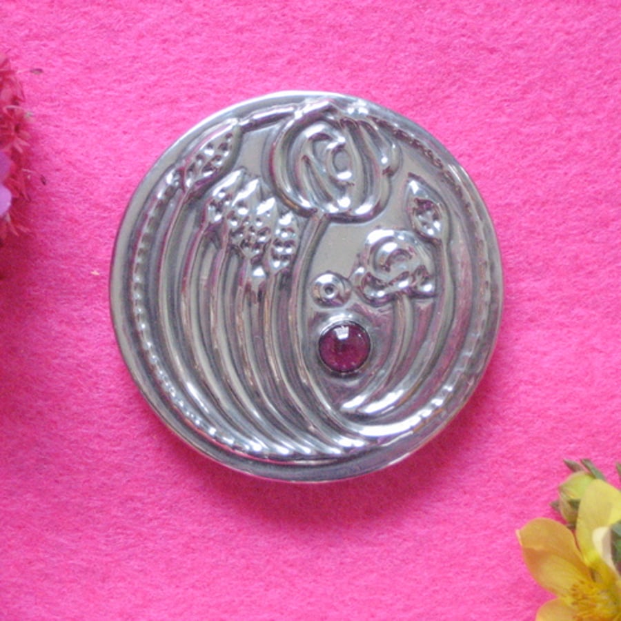 Mackintosh garnet brooch in silver pewter