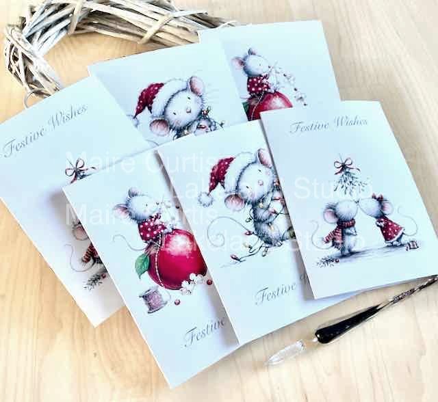 Cute Festive Mice Christmas Cards, pack of 6 with envelopes.