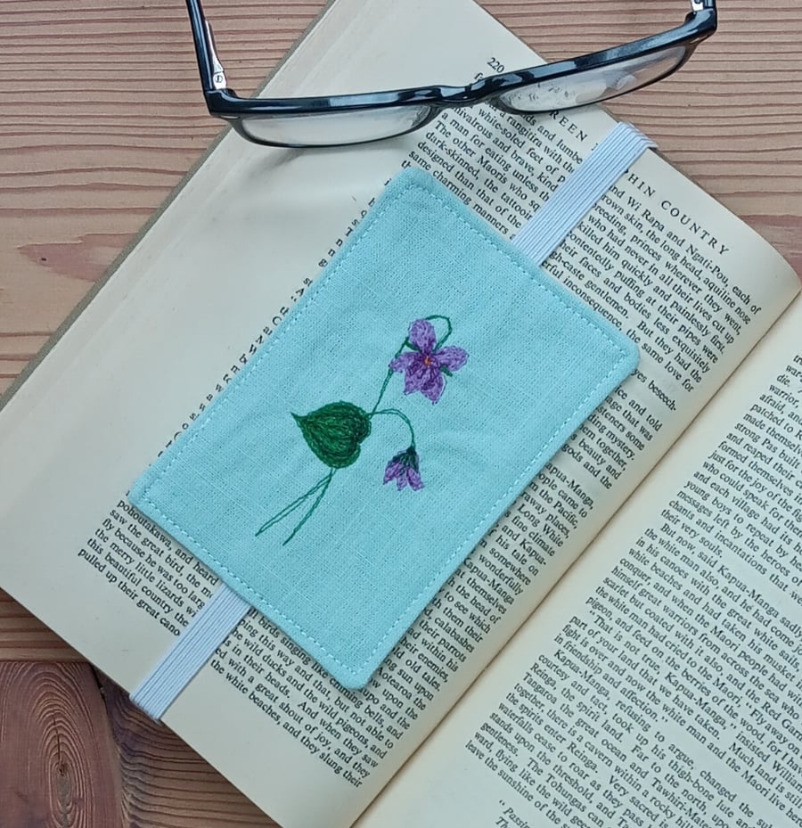 Elasticated Bookmark with Embroidered Violets
