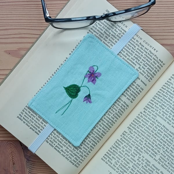 Elasticated Bookmark with Embroidered Violets