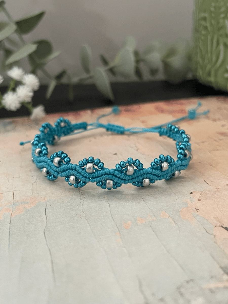 Pretty micro macrame adjustable beaded wave design boho bracelet 