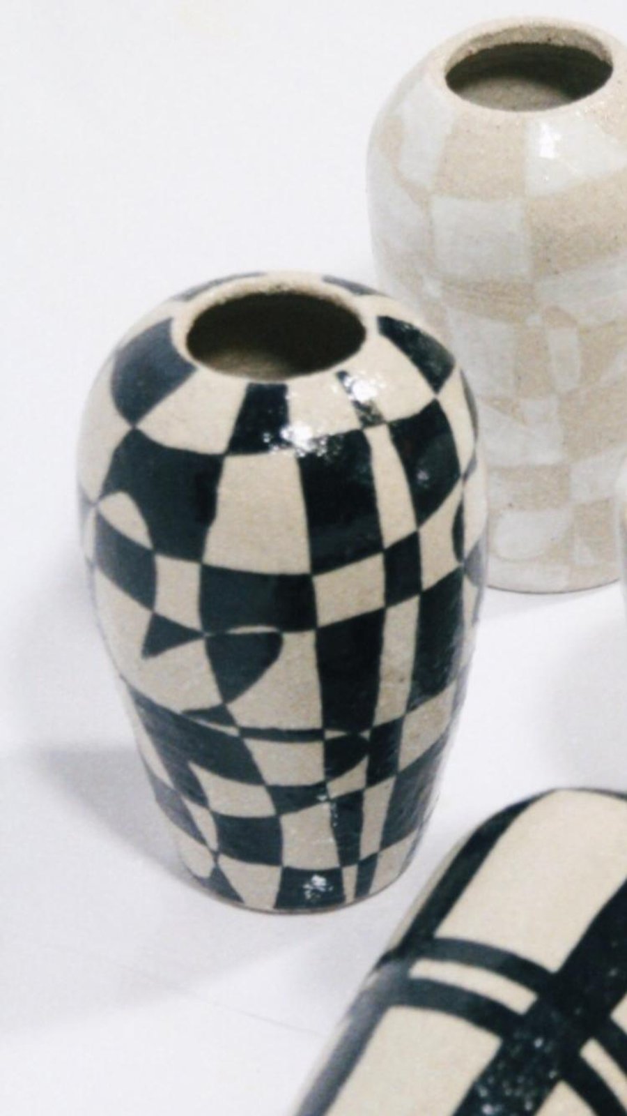 Clayandlime x RAS : Checkered flower vase