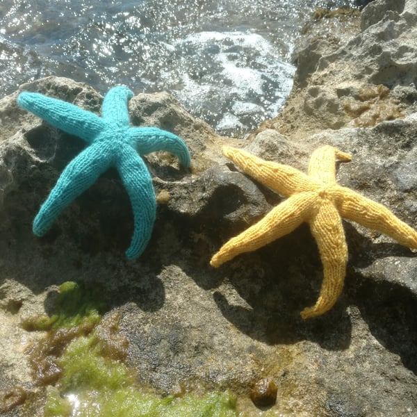 Pattern Knitted Starfish