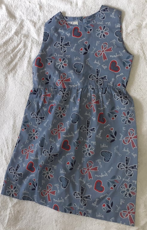 Blue floral sleeveless summer dress 5 yrs 