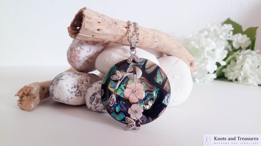 Abalone Shell with Flower Bail Pendant Necklace