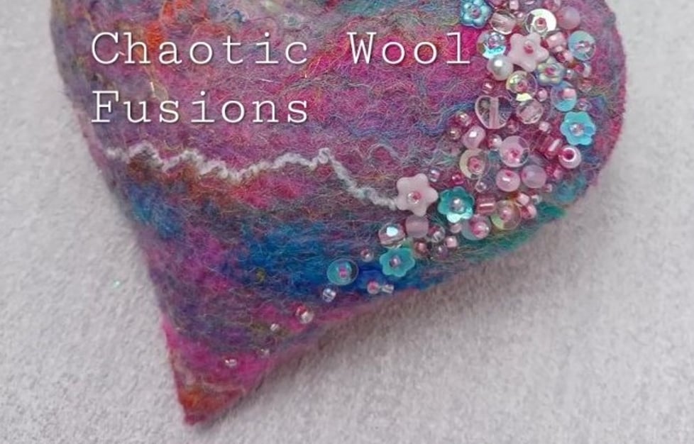 Chaotic Wool Fusions