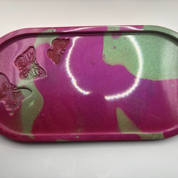 Butterfly tray