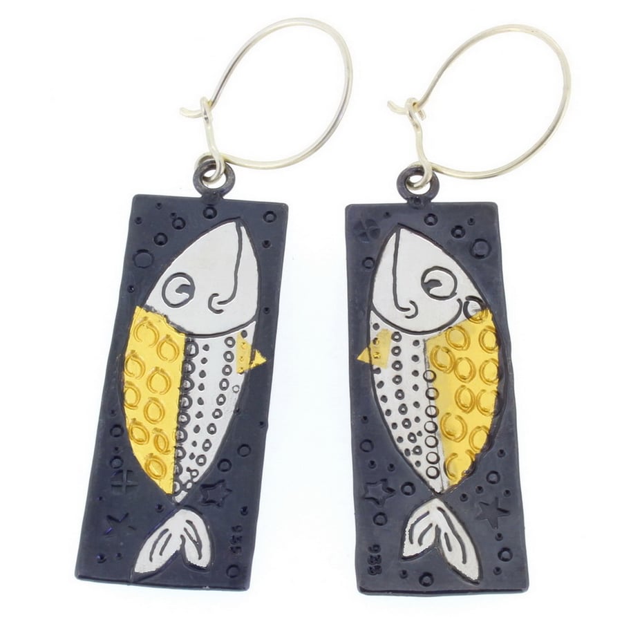 Fish earrings, goldfish earrings, animal earrings, handmade, seaside, pebble