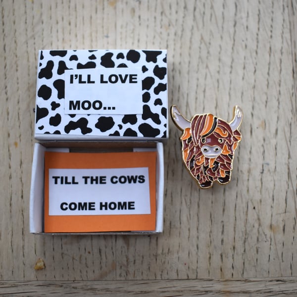 I Love Moo Angus Cow Matchbox Romantic Anniversary Message with Enamel Pin 
