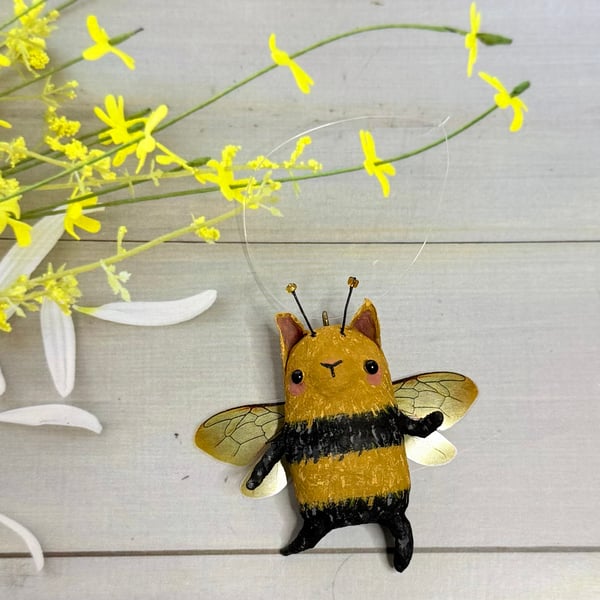 Spun Cotton Kitty Bee 2