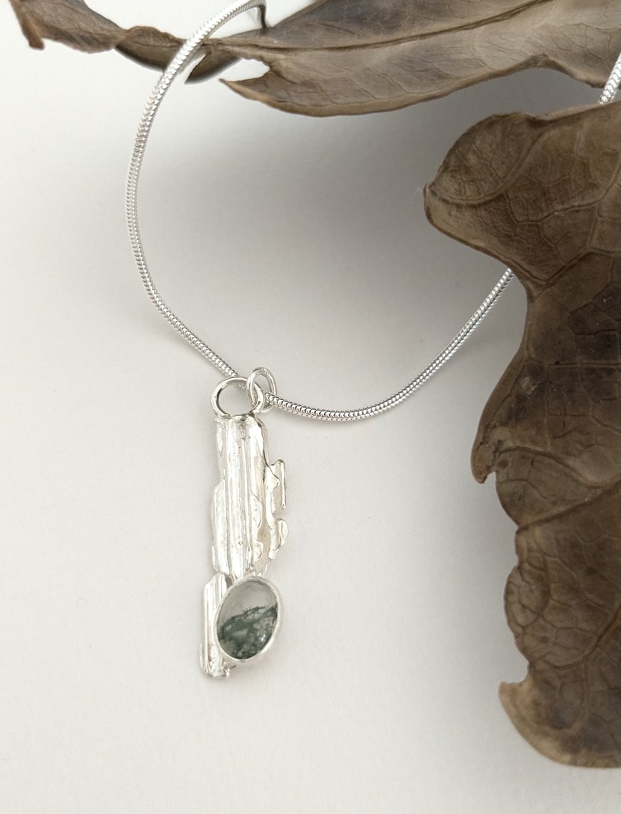Rippled Sterling Silver Moss Agate Pendant on a Silver Necklace