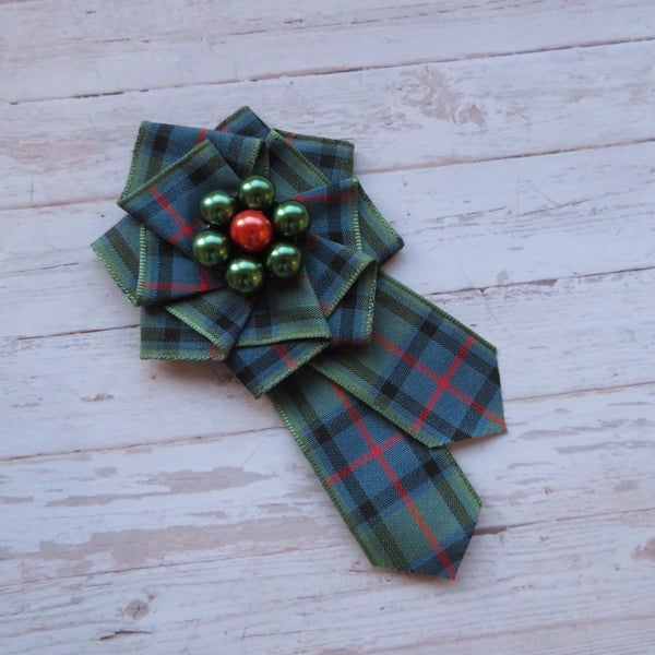 Flower of Scotland Tartan Ruffle Rosette and Pearls Brooch Pin 