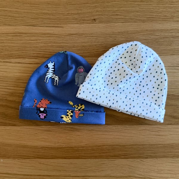 Newborn Baby Hats, Beanie hats. 2 PK. Ideal for the newborn baby 0-3mths - BE09