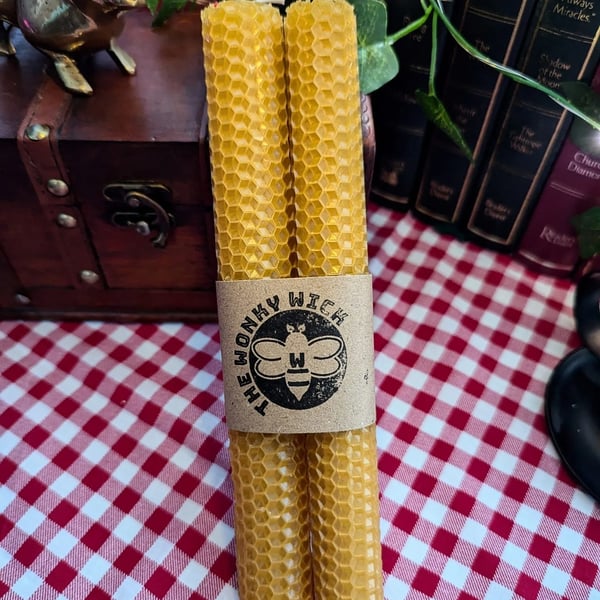 Hand-rolled Natural Beeswax Candle (thin, set of 2)