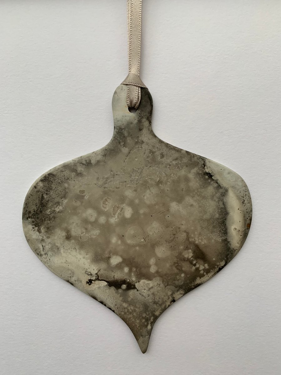 Ceramic Xmas Hanging Decoration Bauble