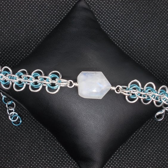 Moonstone nugget chainmaille bracelet