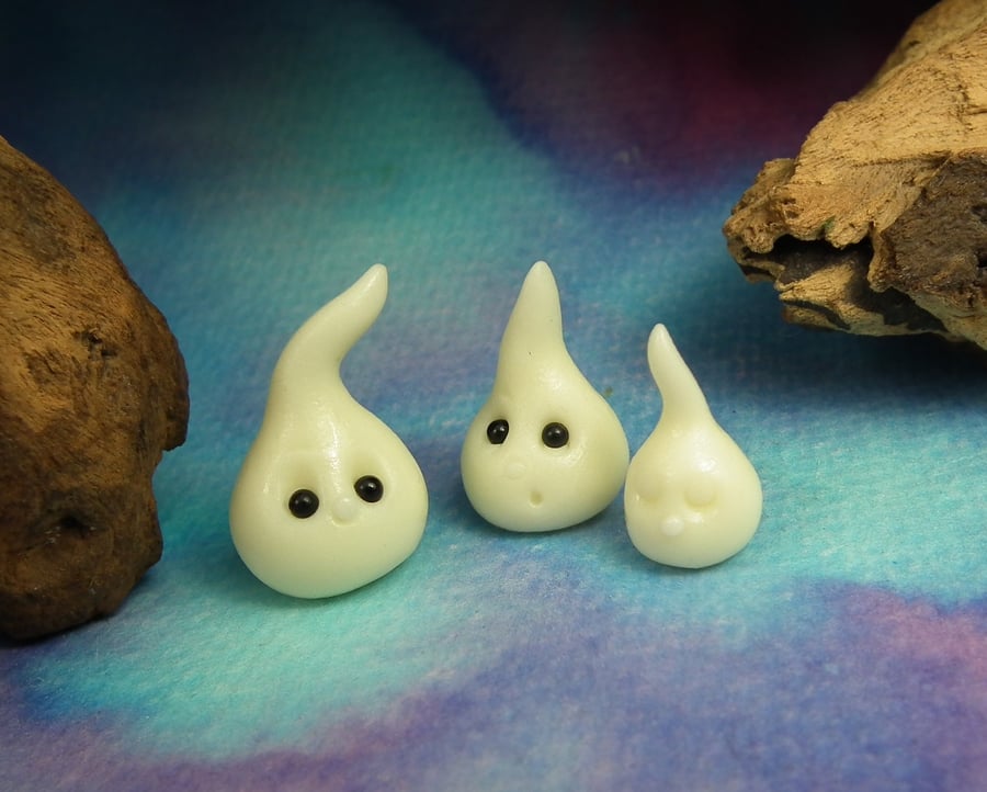 Glow-in-the-dark GlowBugs Family - Magic! OOAK Sculpt by artist Ann Galvin 