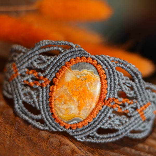  Bumblebee Jasper macrame Bracelet 