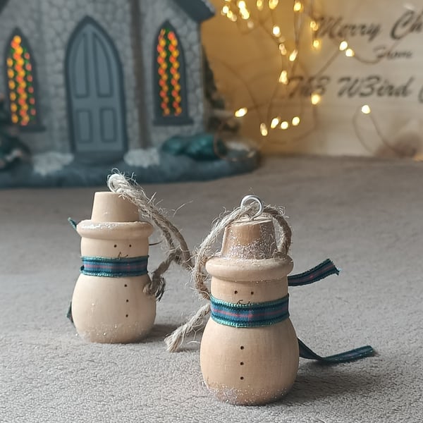 Tartan wooden woodturned snowman christmas tree decoration