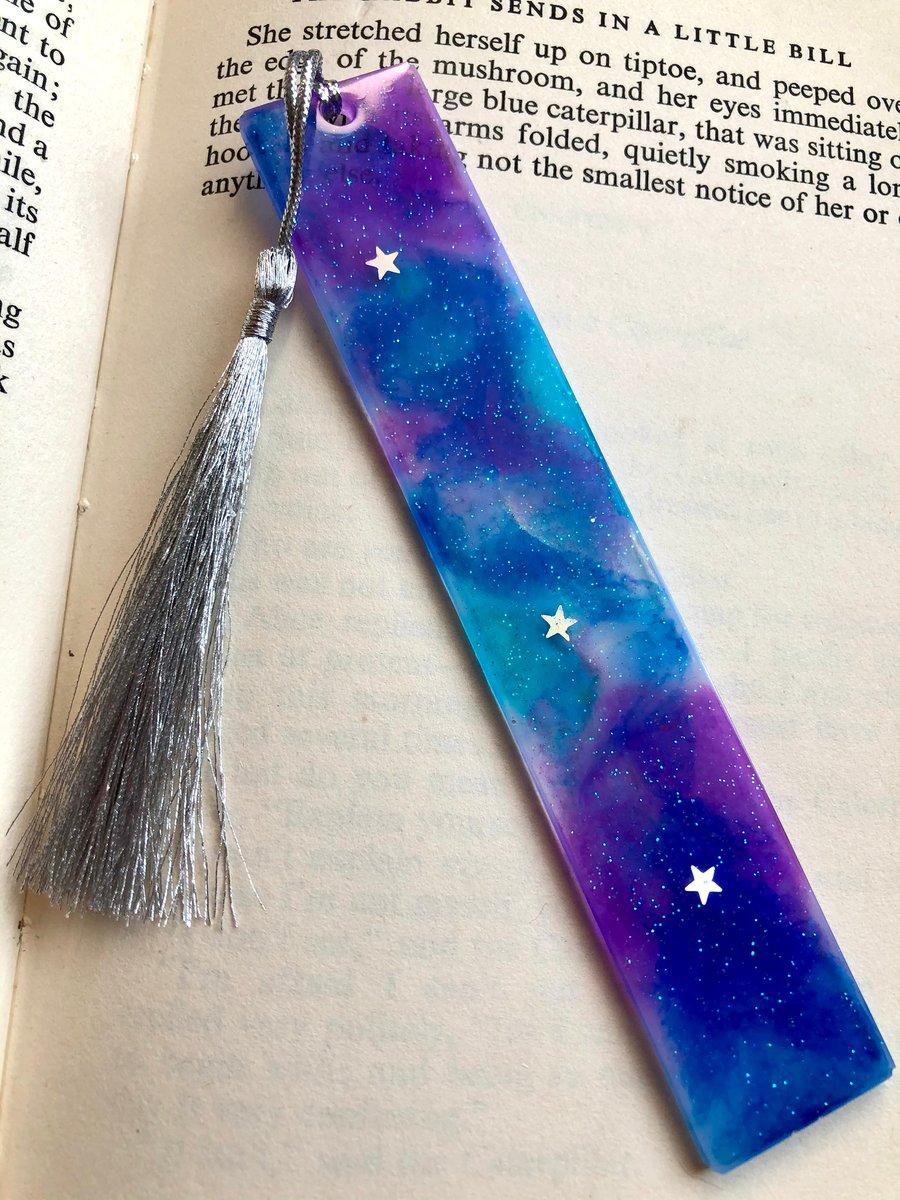 Sparkling Starlight Resin Bookmark with Silver Tassel Design 3