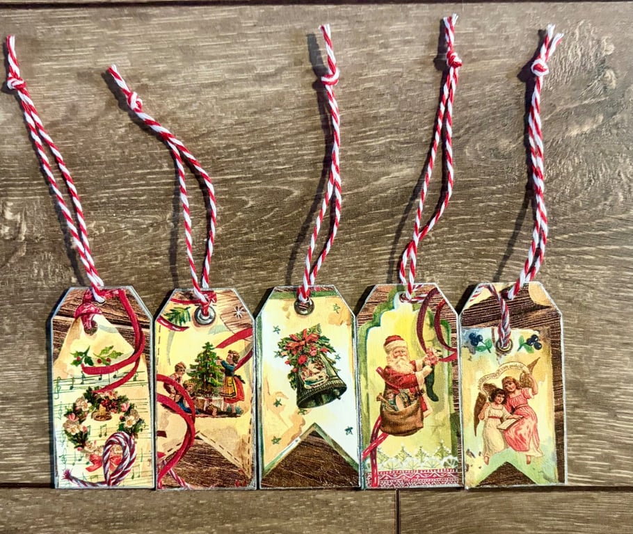 5 Wooden Vintage Style Christmas Gift Tags