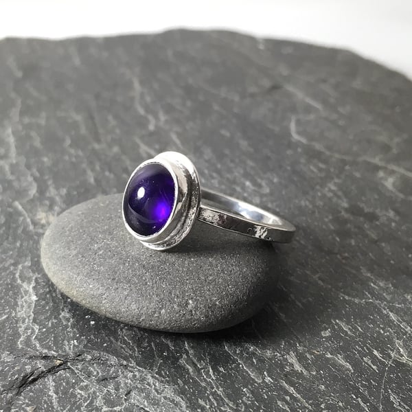 Silver and amethyst statement ring U.K. size P