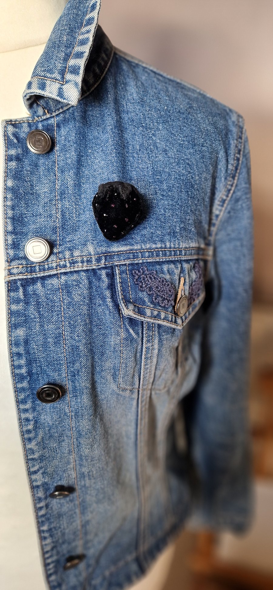 Black Strawberry velvet Brooch 